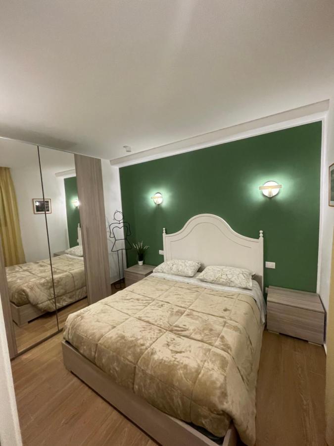 Sisters' House Apartment บารี ภายนอก รูปภาพ
