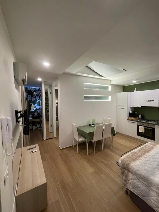 Sisters' House Apartment บารี ภายนอก รูปภาพ