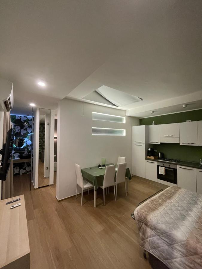 Sisters' House Apartment บารี ภายนอก รูปภาพ