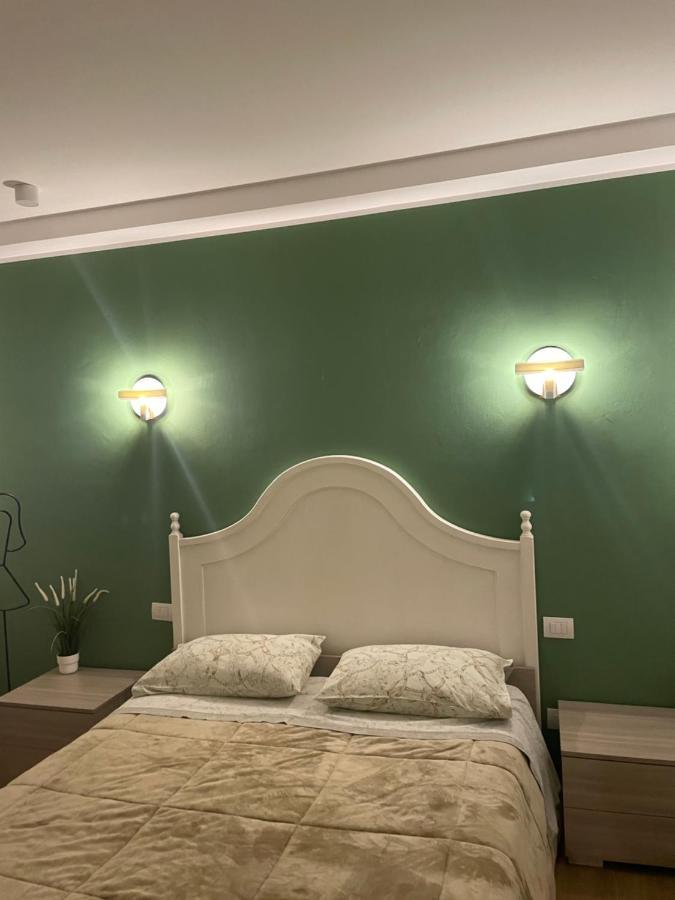 Sisters' House Apartment บารี ภายนอก รูปภาพ